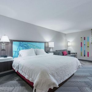 Zimmer mit Kingsize-Bett